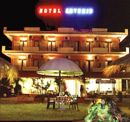 Aparthotel Artemis Paralía Exterior foto