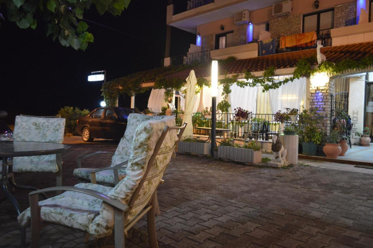 Aparthotel Artemis Paralía Exterior foto